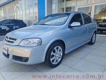 Chevrolet-Astra-CHEVROLET-ASTRA-2.0-MPFI-ADVANTAGE-8V-FLEX-4P-MANU-2011