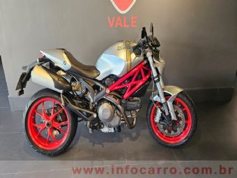 Ducati&nbsp;Monster 796&nbsp;.&nbsp;Gasolina&nbsp;2013