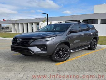 Toyota&nbsp;Hilux SW4&nbsp;SRX TURBO 4X4&nbsp;Diesel&nbsp;2021