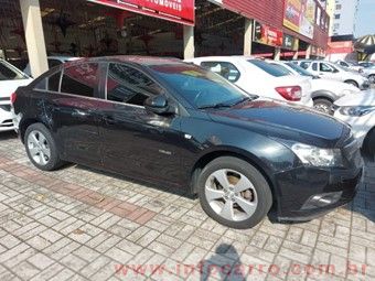 Chevrolet-Cruze-Sedan-CRUZE-LT-1.8-16V-FLEXPOWER-4P-AUT.-2014