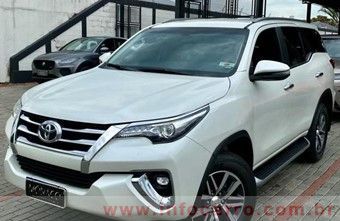 Toyota Hilux SW4 2.8 4P SRX 4X4 TURBO DIESEL AUTOMTICO Diesel 2020