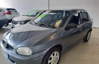 Chevrolet Corsa Sedan 1.6 4P CLASSIC Gasolina 2000