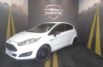 Ford Fiesta Hatch 1.6 4P FLEX TITANIUM POWERSHIFT AUTOMTICO Flex 2017