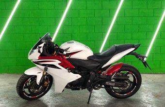 Honda&nbsp;CBR 600 F&nbsp;&nbsp;Gasolina&nbsp;2014