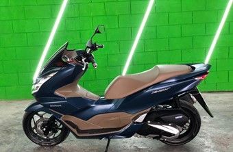 Honda&nbsp;PCX 160&nbsp;DLX ABS&nbsp;Gasolina&nbsp;2023