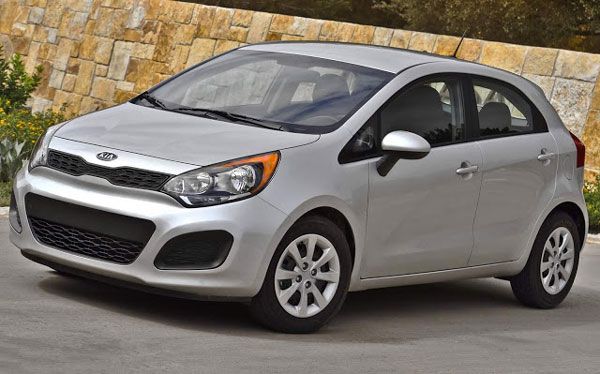 Kia Rio 2016 - Carro chega ao Brasil com motor flex