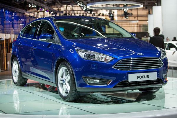 Novo Ford Focus 2015 - Modelo chega ao Brasil no primeiro semestre do ano que vem