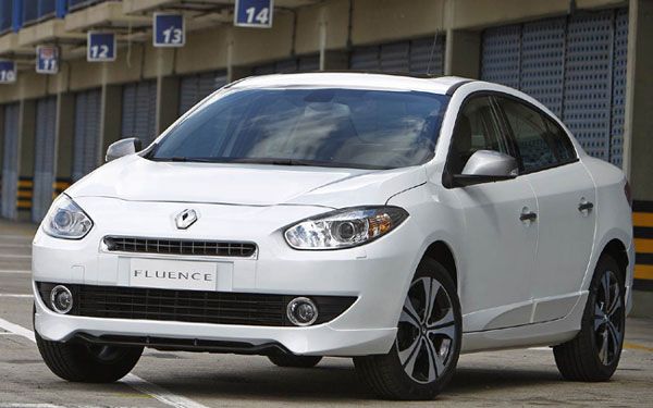 Renault Fluence GT chega ao Brasil - Modelo  equipado com motor 2.0 16V turbo de 180 cv