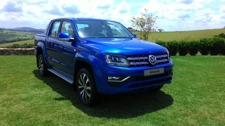 Volkswagen Amarok 2017 - chega com visual atualizado e novos itens - veja preos.