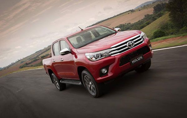 Nova Toyota Hilux 2016 - Preços, consumo e detalhes