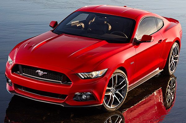 Novo Ford Mustang é revelado - Nova geração do cupê passa a contar com opção 2.3 turbo
