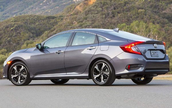 Honda Civic 2017 - Modelo deve chegar ao Brasil em abril