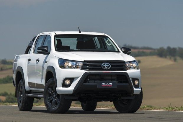 Nova Toyota Hilux SR Challenge - oferece mais do que o visual robusto.