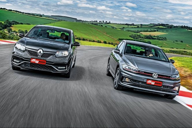 Polo GTS vs Sandero RS - o duelo dos ltimos hatches esportivos nacionais.