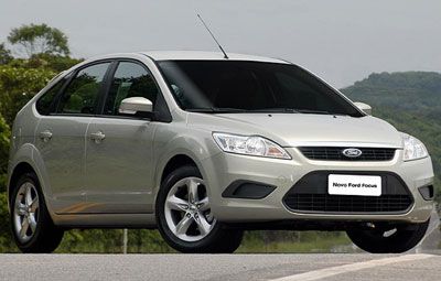 Novo Ford Focus 2.0 Flex - Carro chega s lojas