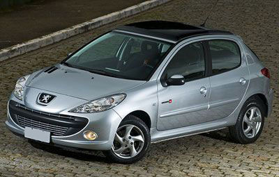 Peugeot 207 Quiksilver - Carro no estilo surfwear