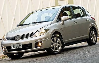 Nissan Tiida Flex Fuel - Veículo chega por R$ 51.890