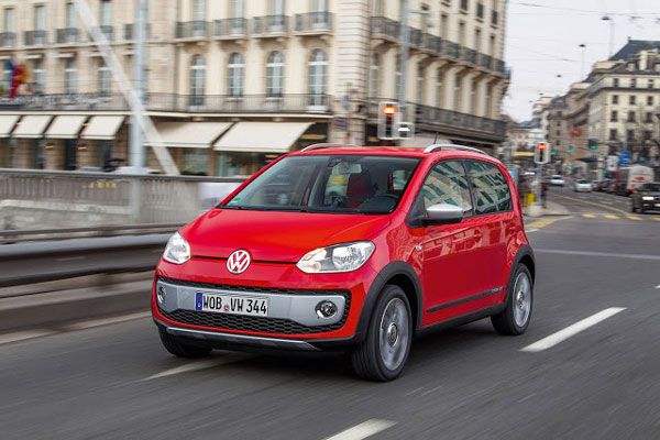 Volkswagen lanar o VW Up! no Brasil - Carro ser produzido na fbrica de Taubat em setembro