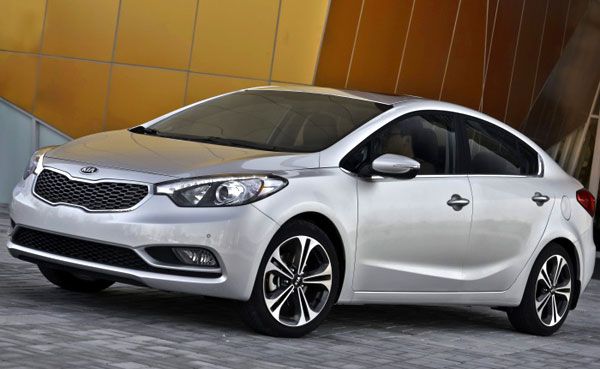 Novo Kia Cerato  lanado no Brasil - Preos comeam em 67.400 reais