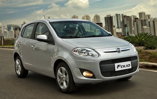 Novo Palio 2015 ganha mais itens de srie - Preos do novo modelo partem de R$ 33.520