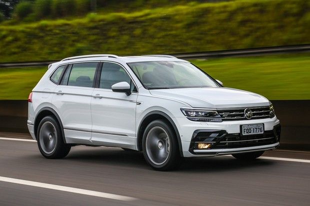 Volkswagen Tiguan Allspace R-Line - pe pimenta nos passeios em famlia.