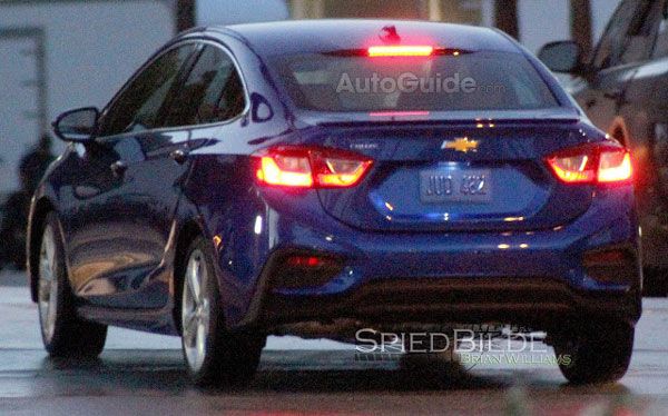 Novo Chevrolet Cruze 2016 - Confira fotos da verso americana