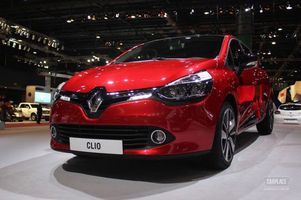 Novo Renault Clio aparece na Argentina - Carro  lanado no salo de Buenos Aires