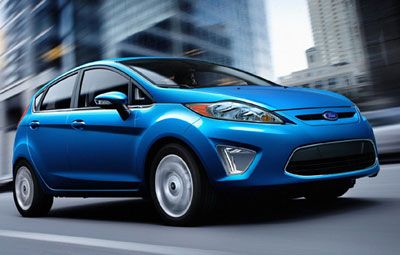 Novo Fiesta Hatch - Carro ter sistema multimdia