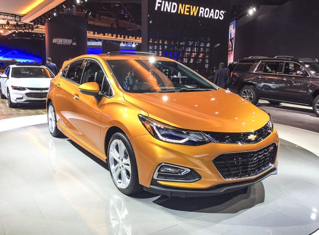 Segredo: Novo Cruze hatch - Cruze Hatch 2017, estreia nova identidade.