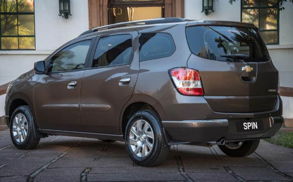 Chevrolet Spin 2015 - Preços, itens de série e especificações