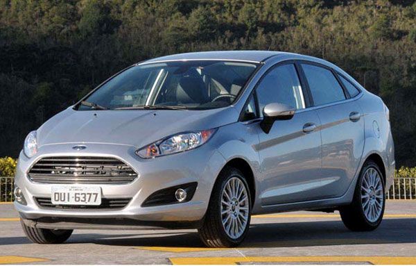 New Fiesta Sedan 2014 chega por R$49.990 - Modelo traz visual modificado e opo de cmbio robotizado