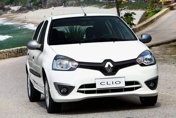 Renault Clio 2014 chega por R$ 23.990 - Nova versão ganha indicador de troca de marcha