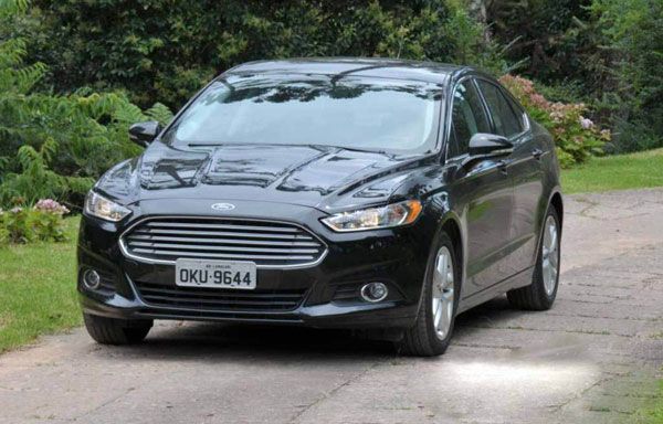 Novo Ford Fusion 2015 - Modelo chega em setembro com aperfeioamentos