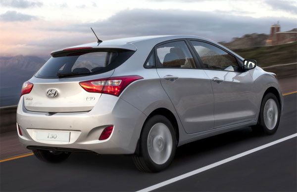Novo Hyundai i30 em queda livre - Modelo já pode ser encontrado por R$ 66.990