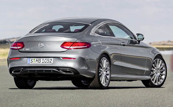 Mercedes-Benz Classe C Coup - Modelo chega ao Brasil em 2016