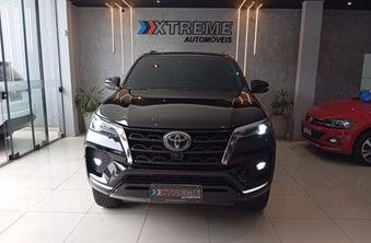 Toyota Hilux SW4 2.8 16V 4P SRX 4X4 7 LUGARES TURBO DIESEL AUTOMTI Diesel 2021